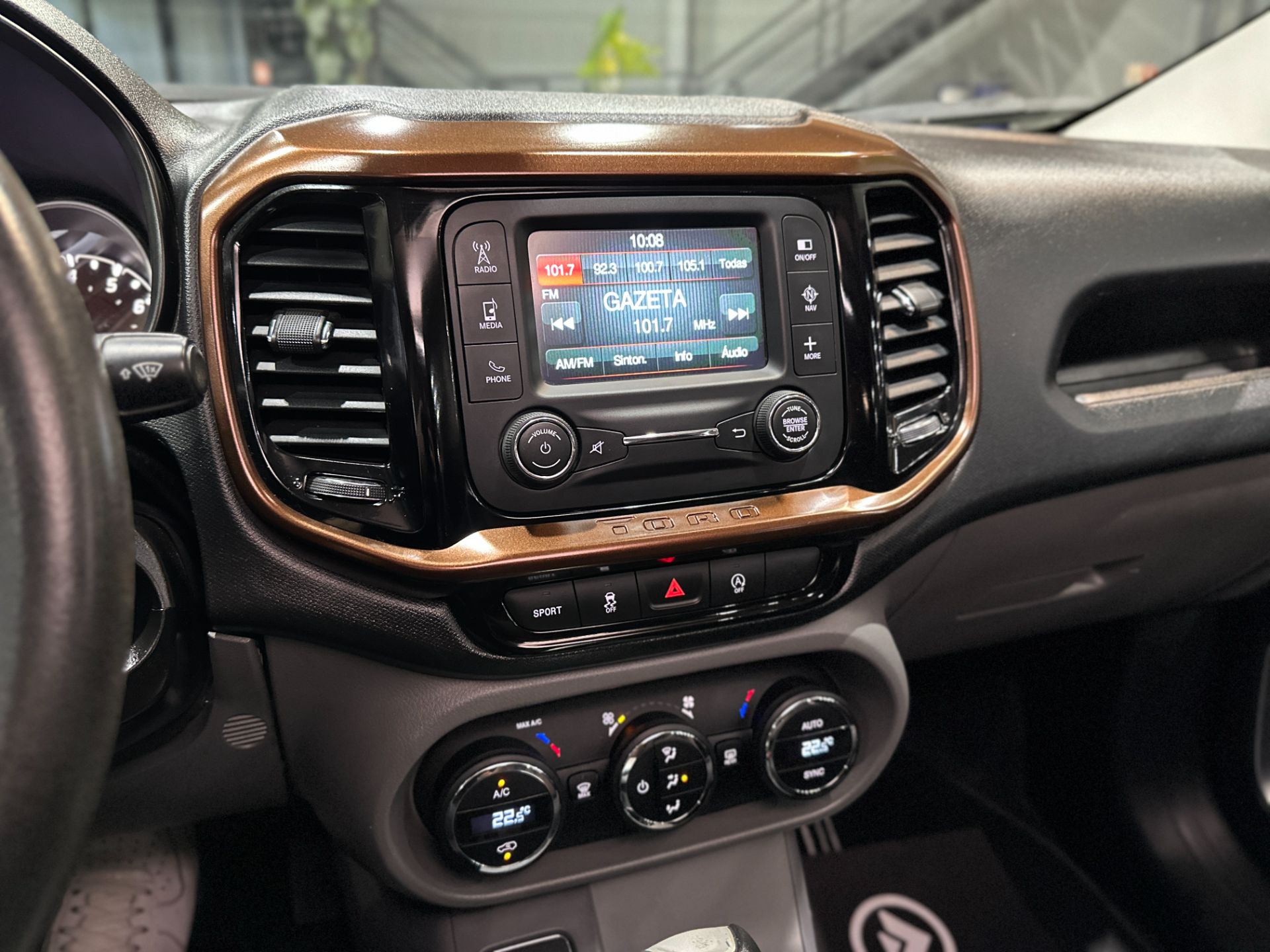 FIAT TORO VOLCANO 2.4 4X2 FLEX AUTOMATICA