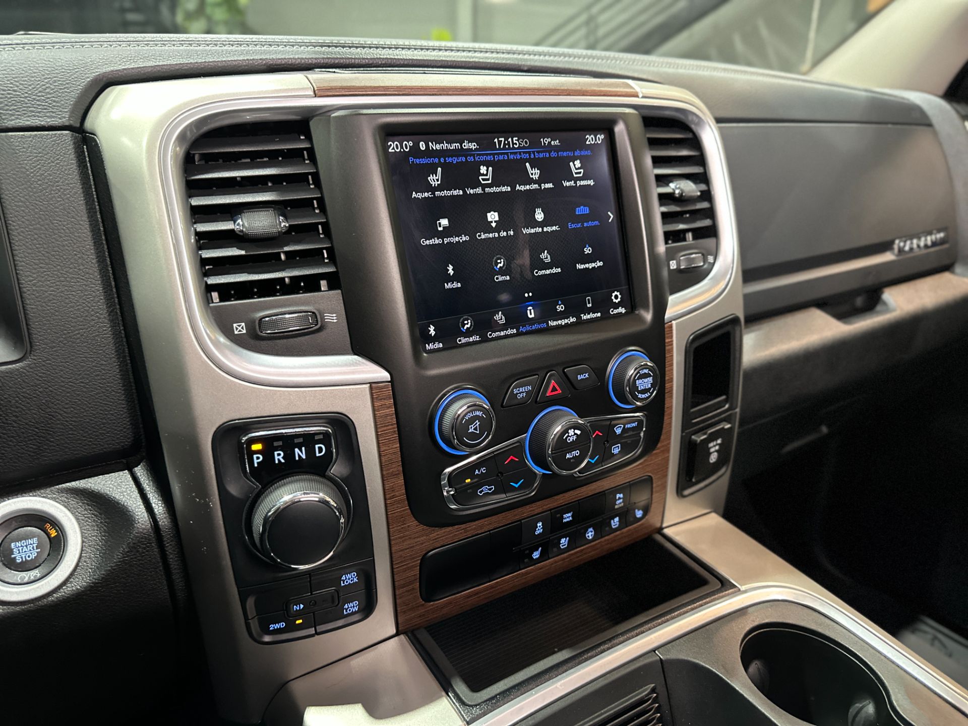 RAM CLASSIC LARAMIE 5.7 V8 4X4