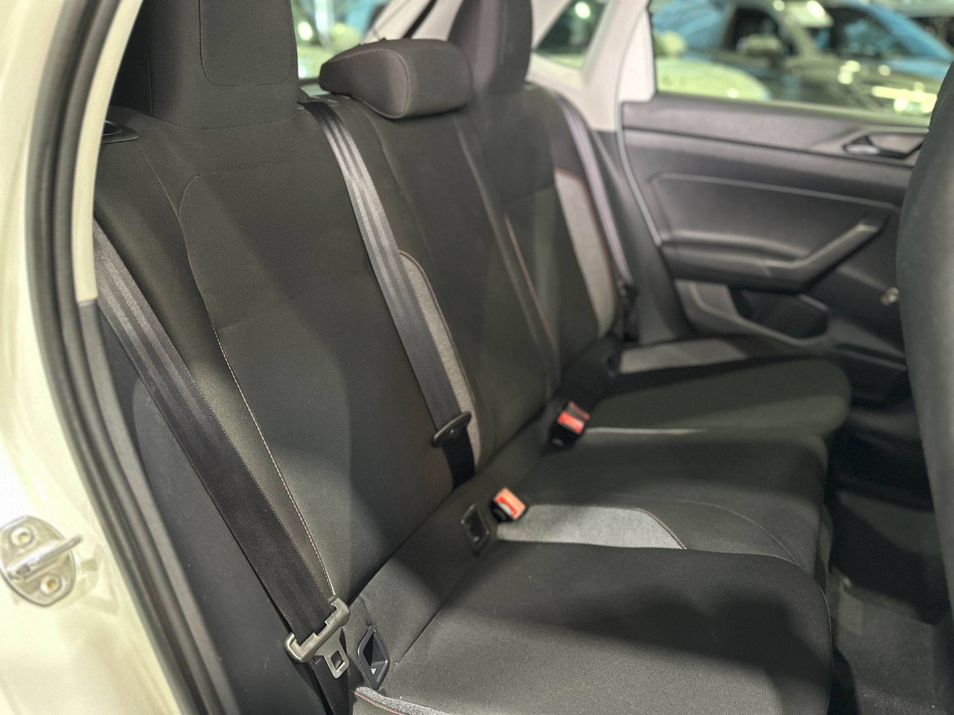 VOLKSWAGEN POLO 1.0 TRACK MANUAL