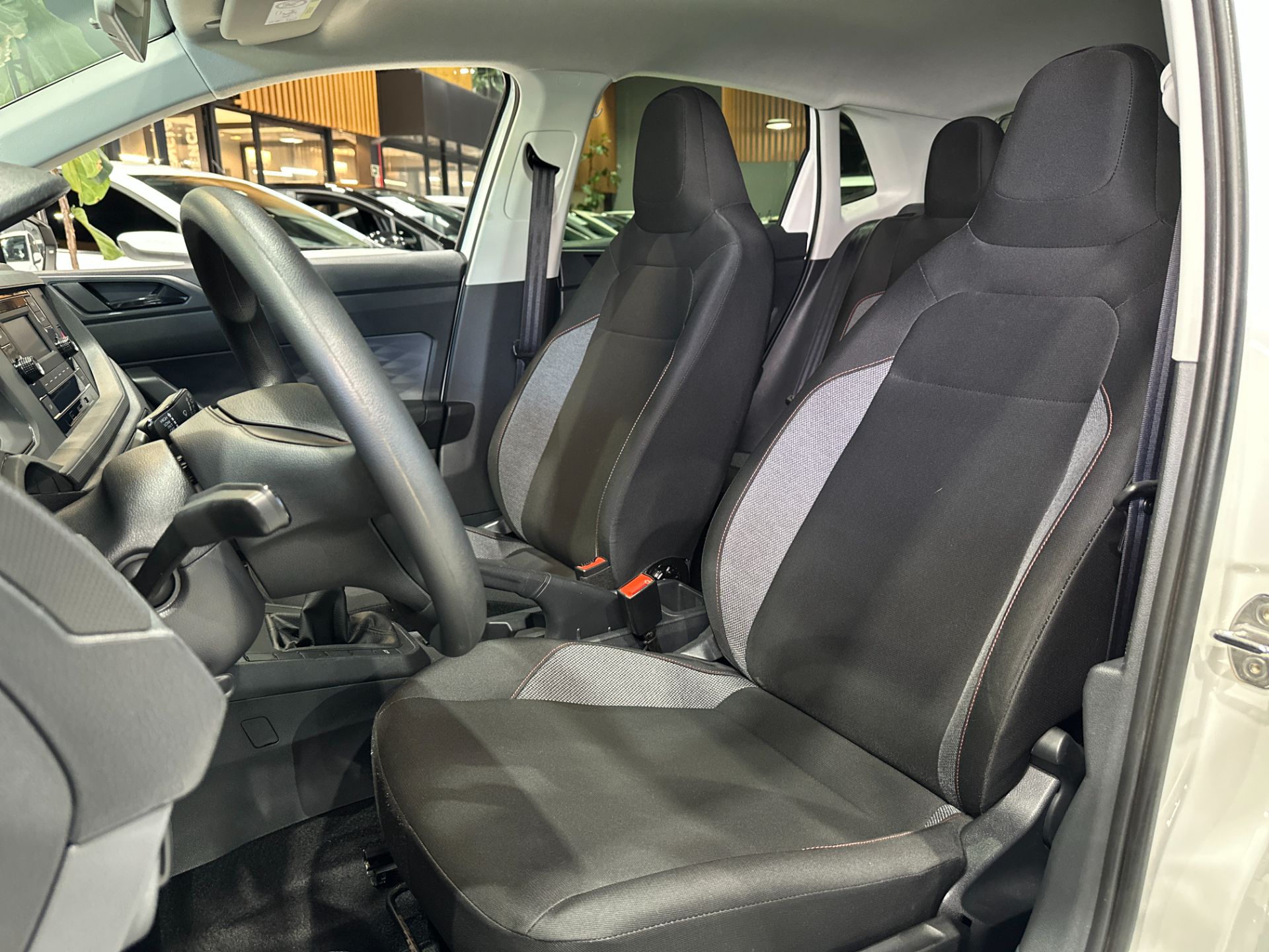 VOLKSWAGEN POLO 1.0 TRACK MANUAL