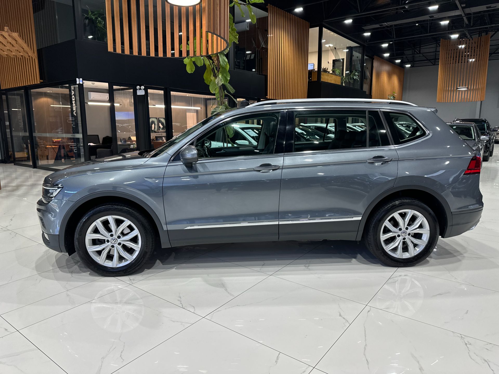 VOLKSWAGEN TIGUAN COMFORTLINE ALLSPACE 250 TSI