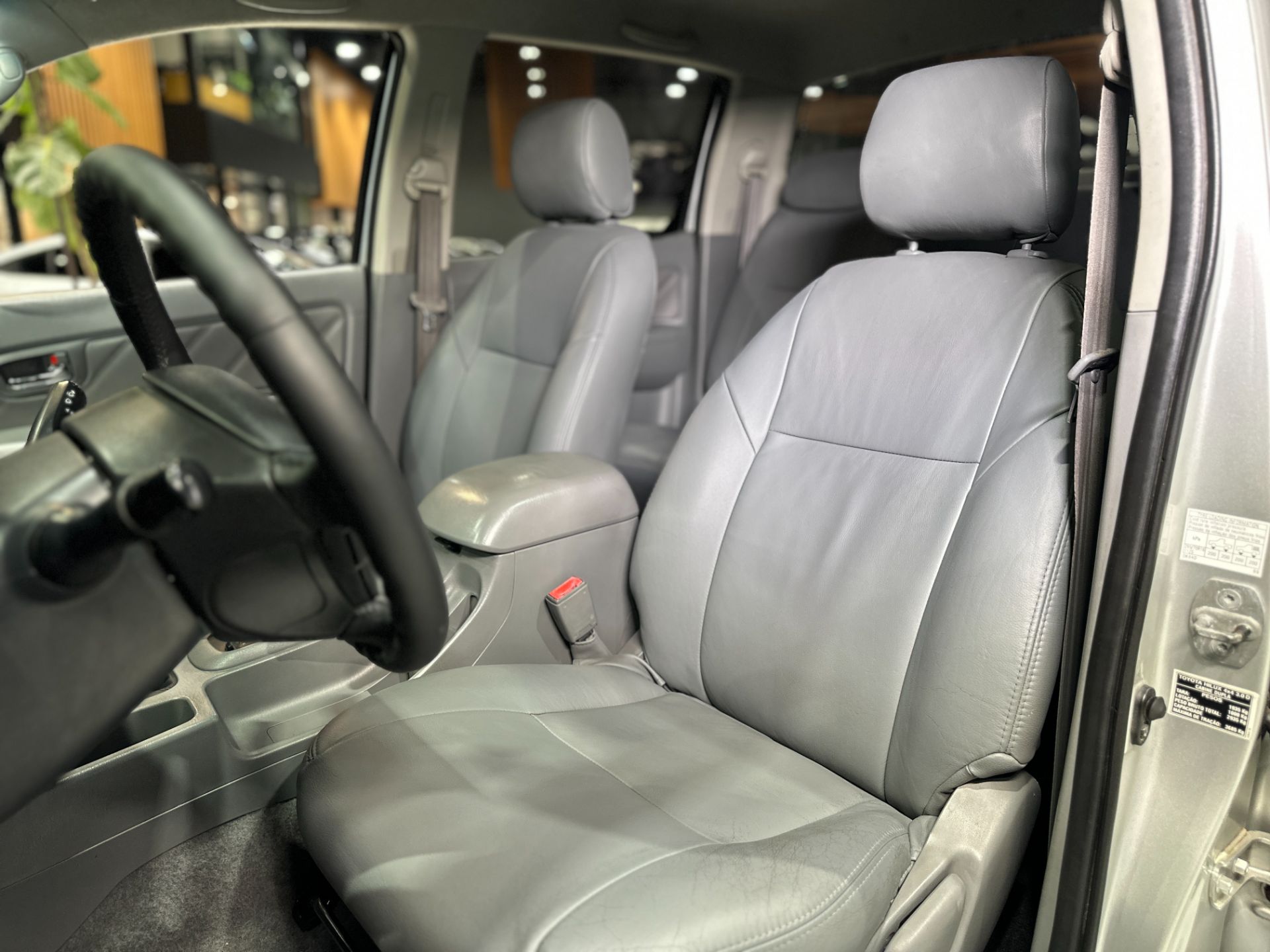 TOYOTA HILUX SRV 3.0 TURBO DIESEL 4X4 AUTOMATICA