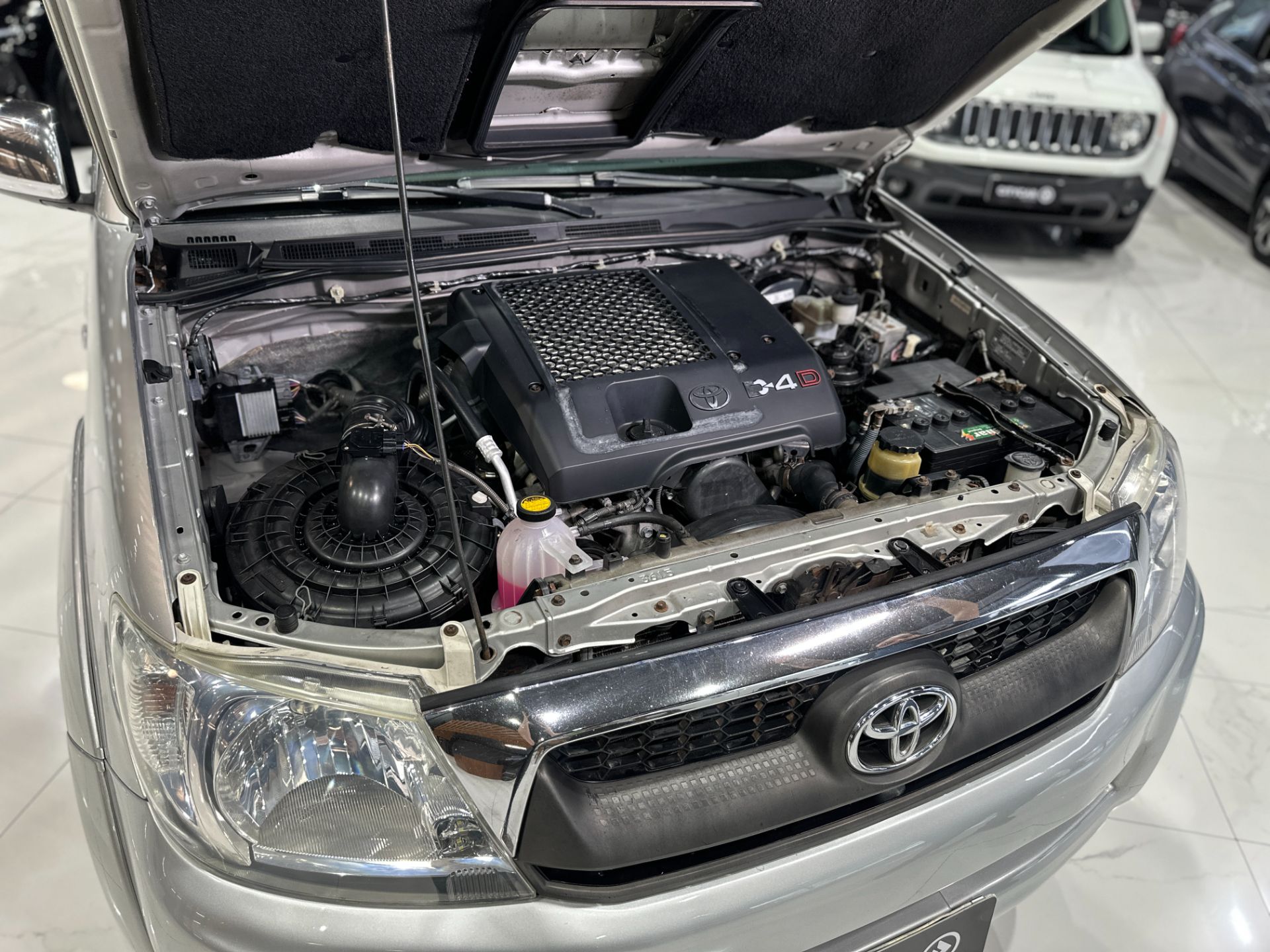 TOYOTA HILUX SRV 3.0 TURBO DIESEL 4X4 AUTOMATICA