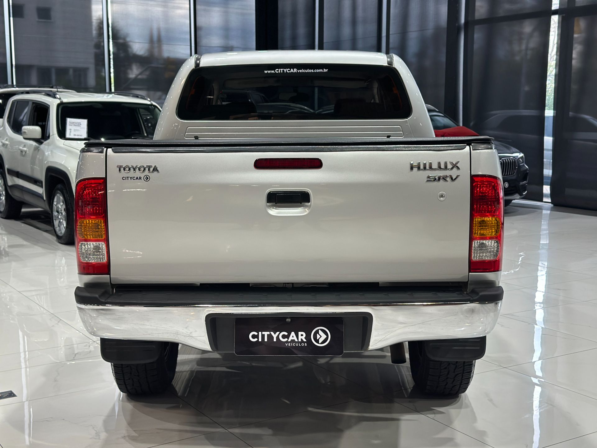 TOYOTA HILUX SRV 3.0 TURBO DIESEL 4X4 AUTOMATICA