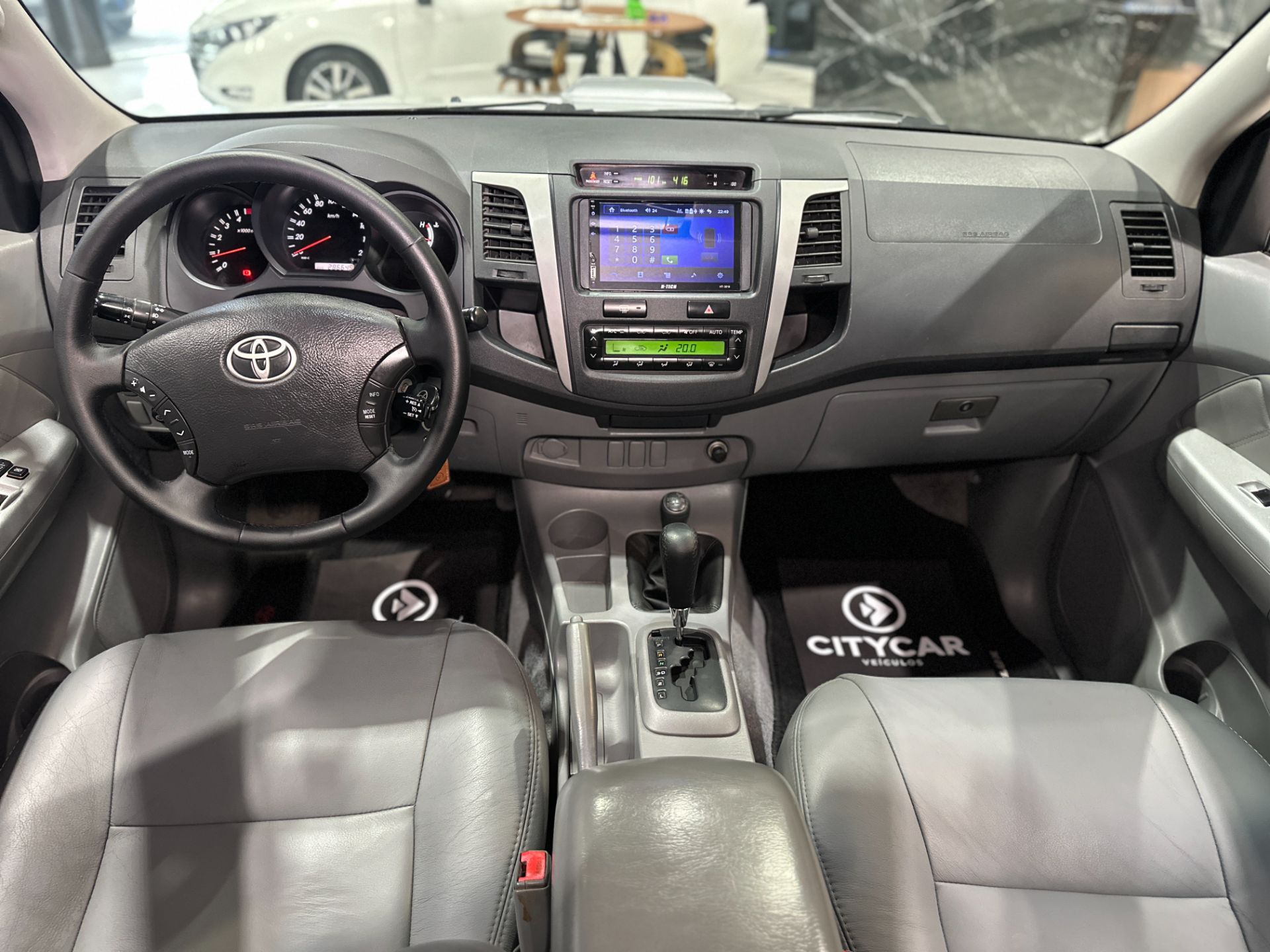 TOYOTA HILUX SRV 3.0 TURBO DIESEL 4X4 AUTOMATICA