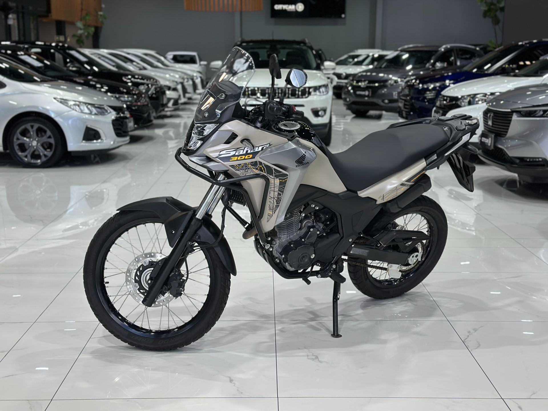 HONDA XRE 300 SAHARA ADVENTURE