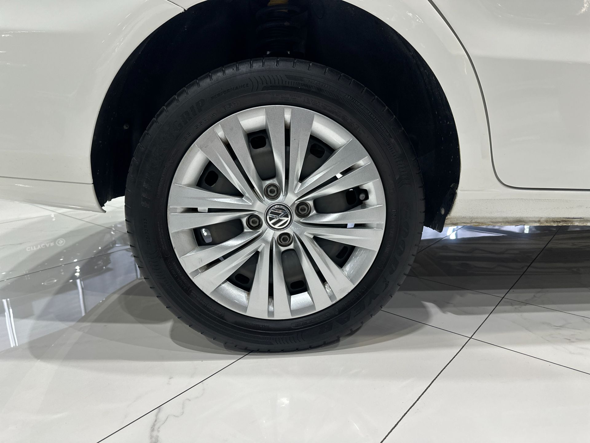VOLKSWAGEN VOYAGE 1.6 MSI MANUAL