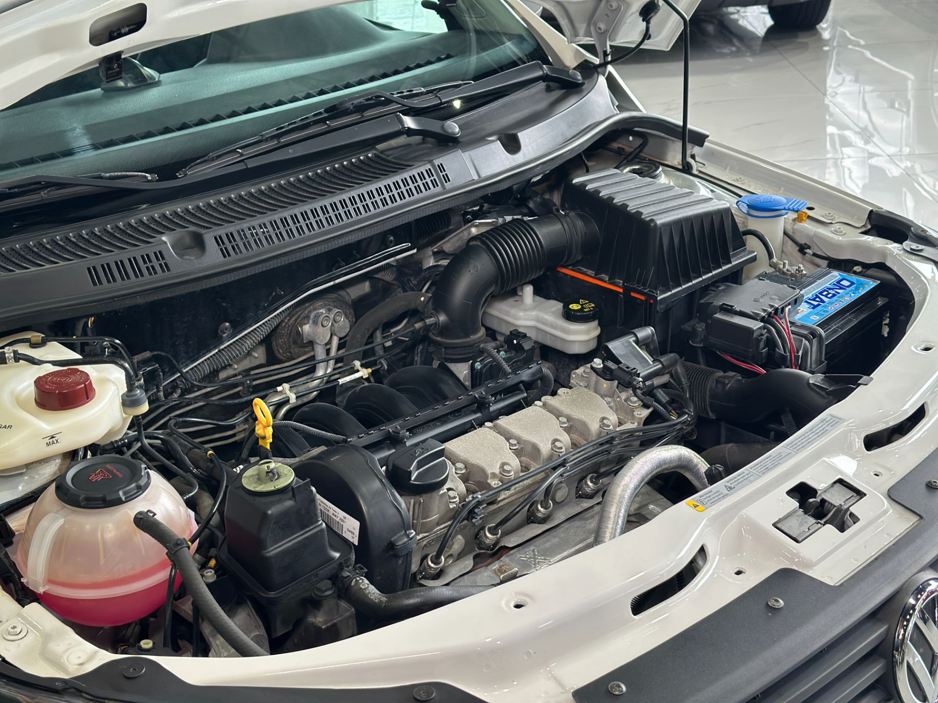 VOLKSWAGEN VOYAGE 1.6 MSI MANUAL