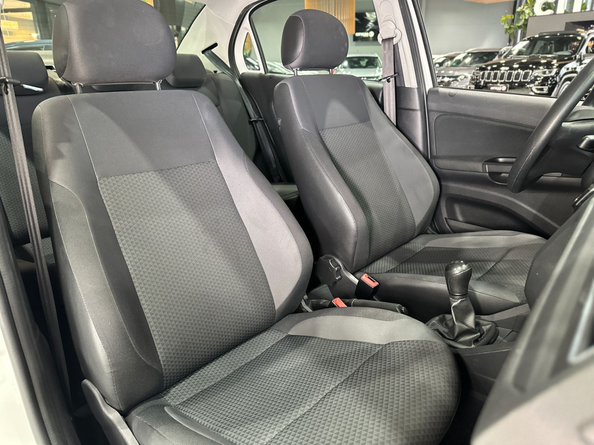 VOLKSWAGEN VOYAGE 1.6 MSI MANUAL