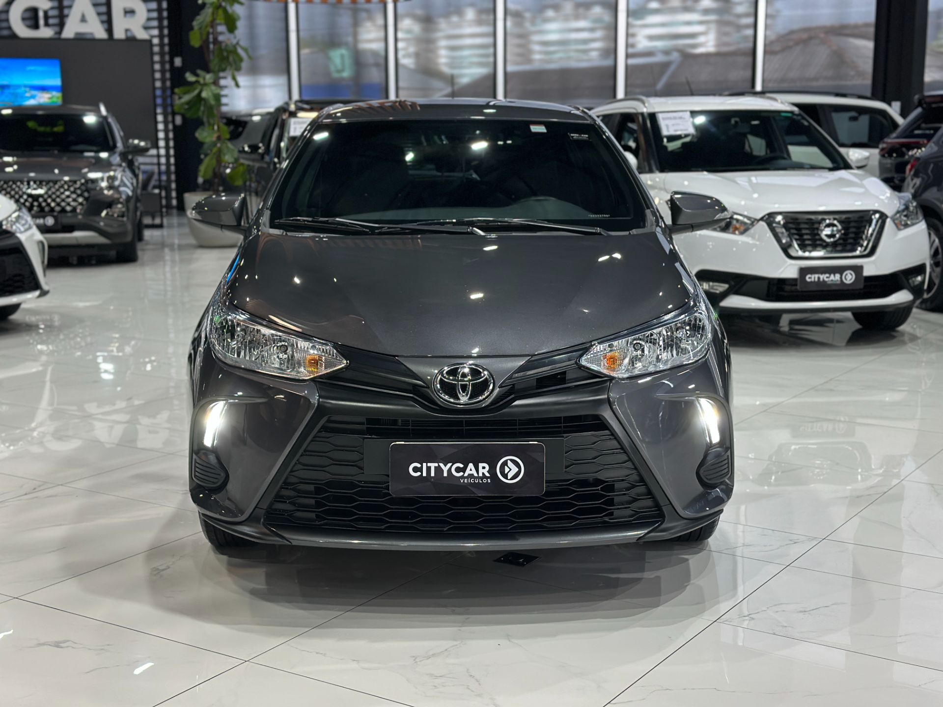 TOYOTA YARIS HATCH 1.5 FLEX
