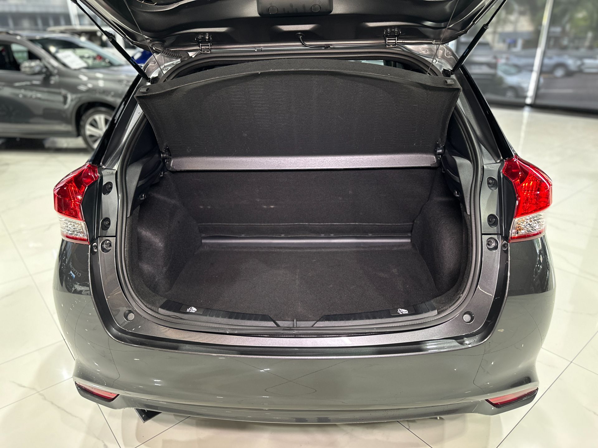 TOYOTA YARIS HATCH 1.5 FLEX