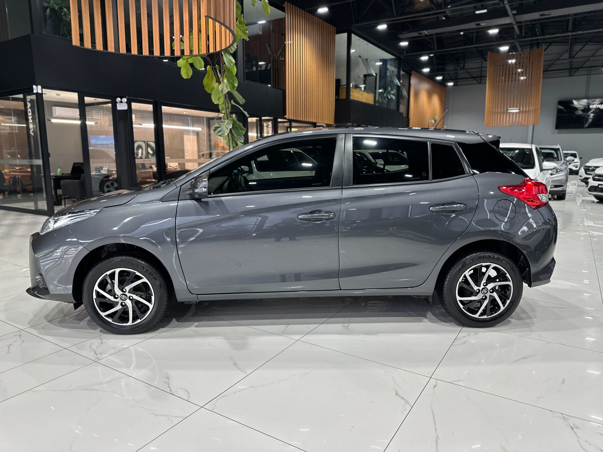TOYOTA YARIS HATCH 1.5 FLEX