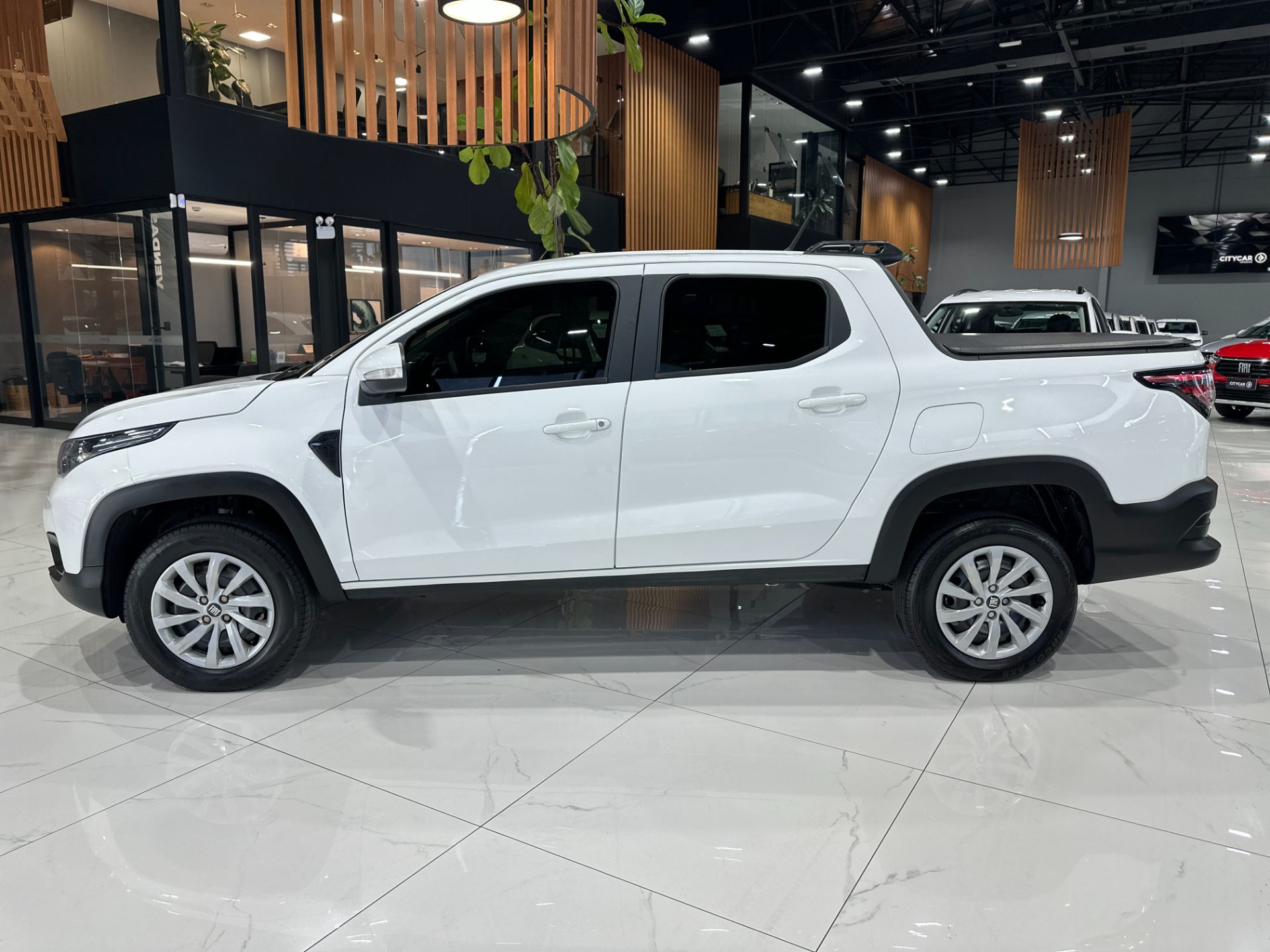 FIAT STRADA FREEDOM 1.3 FLEX CABINE DUPLA
