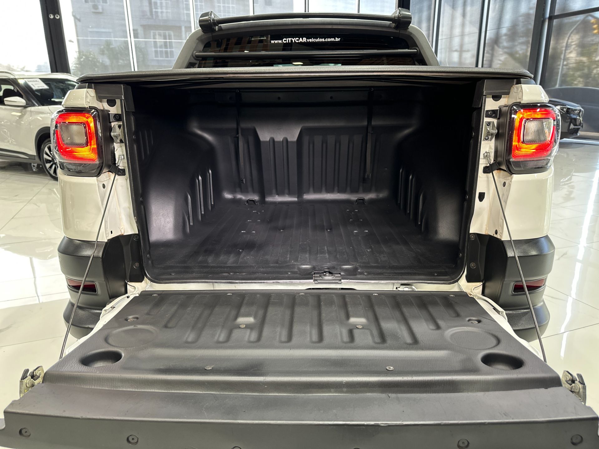 FIAT STRADA FREEDOM 1.3 FLEX CABINE DUPLA
