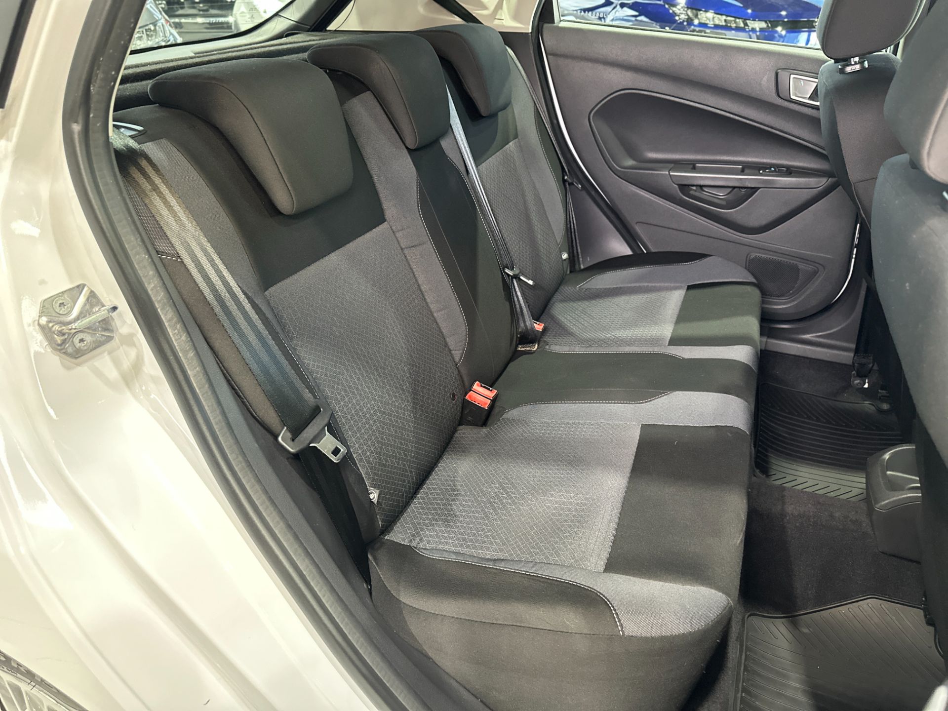 FORD FIESTA 1.6 SE PLUS