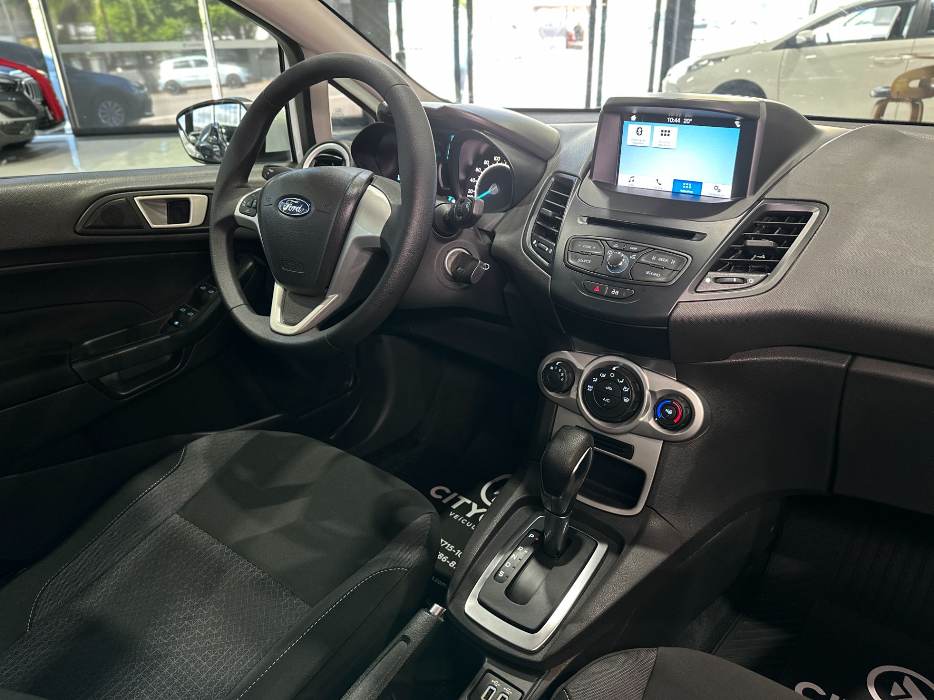 FORD FIESTA 1.6 SE PLUS