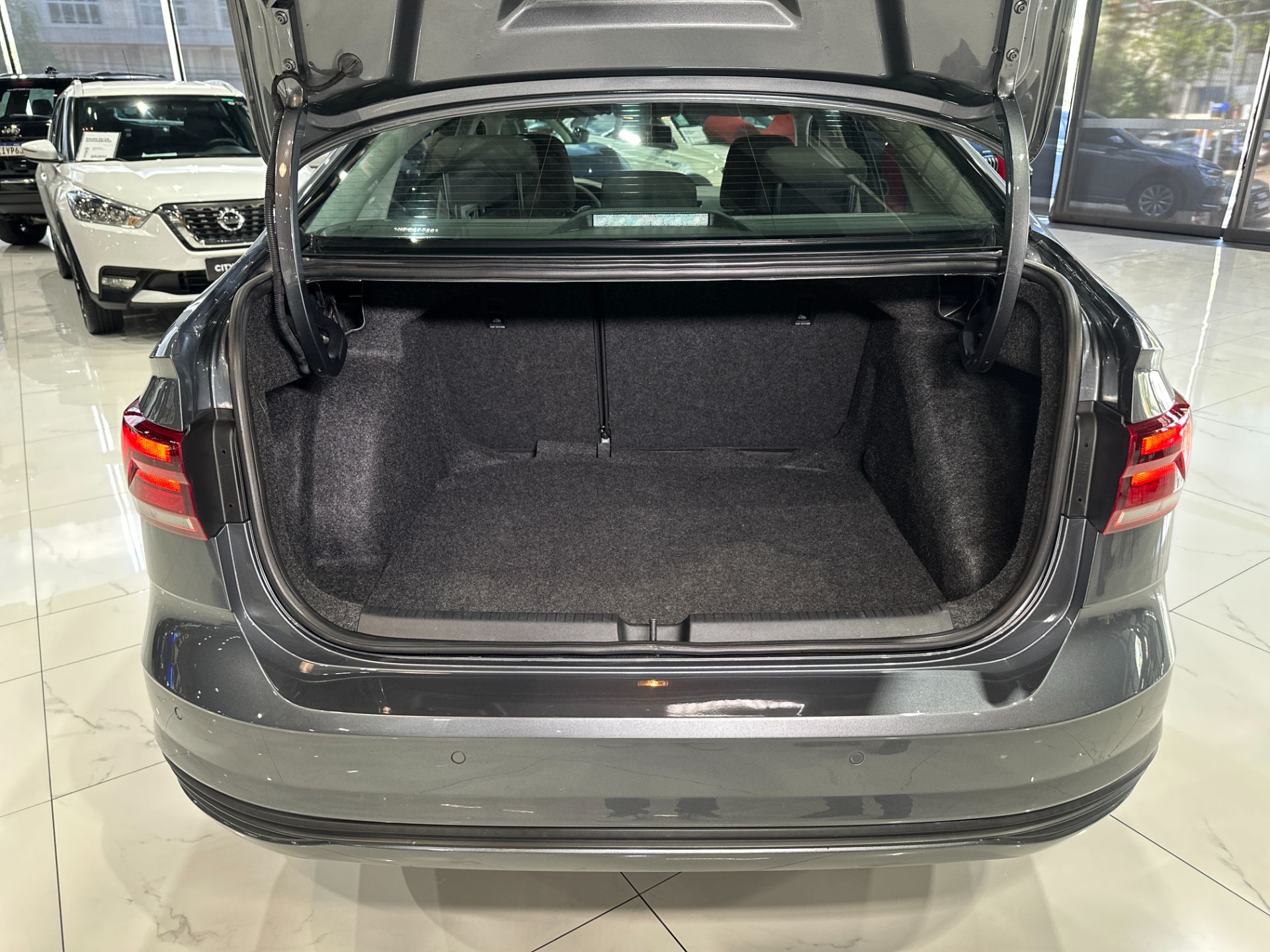 VOLKSWAGEN VIRTUS COMFORTLINE 200 TSI