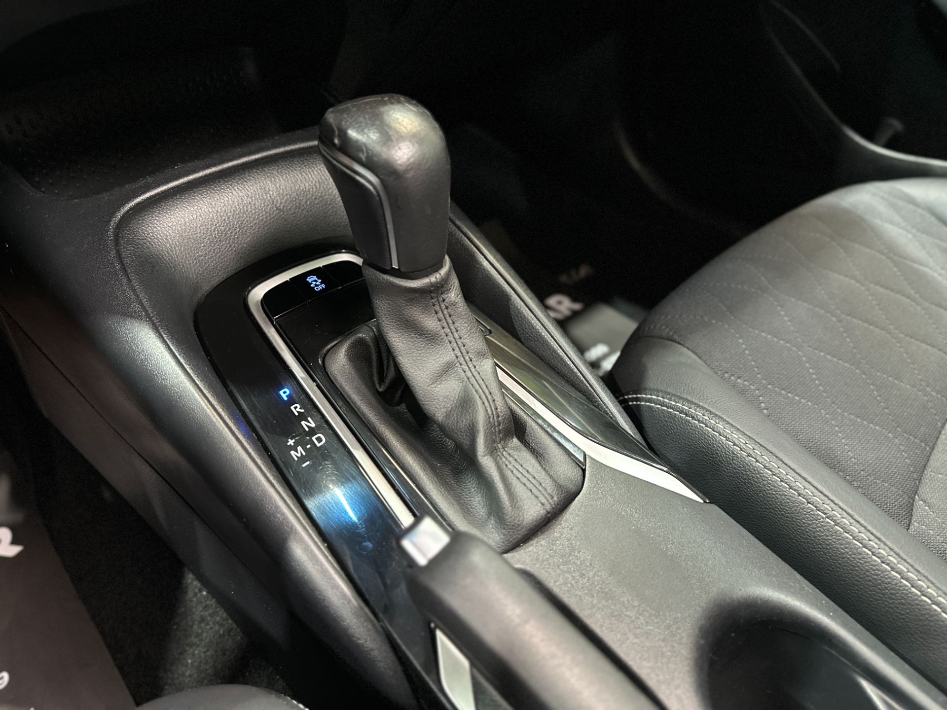 TOYOTA COROLLA GLI 2.0 AUTOMATICO