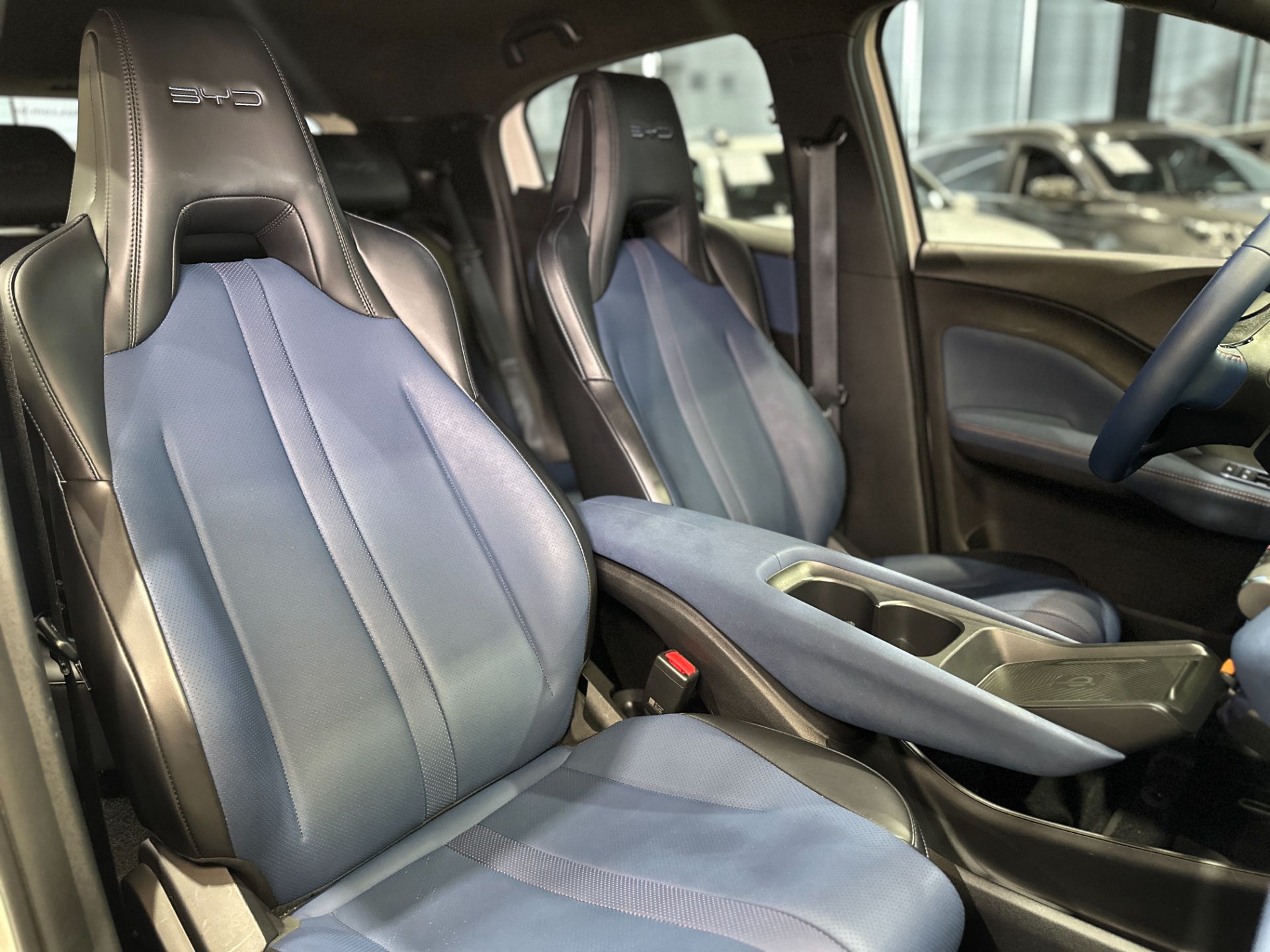BYD DOLPHIN MINI GS 5 LUGARES
