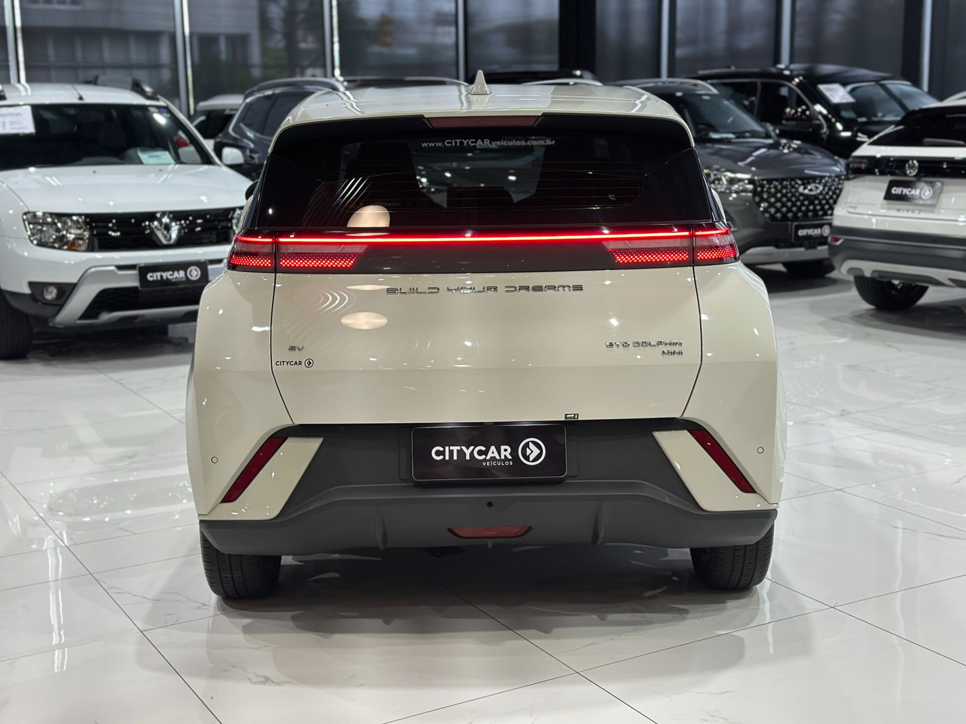 BYD DOLPHIN MINI GS 5 LUGARES