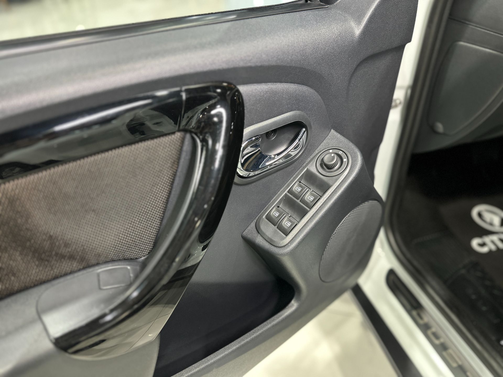 RENAULT DUSTER DYNAMIQUE 1.6 AUTOMATICA