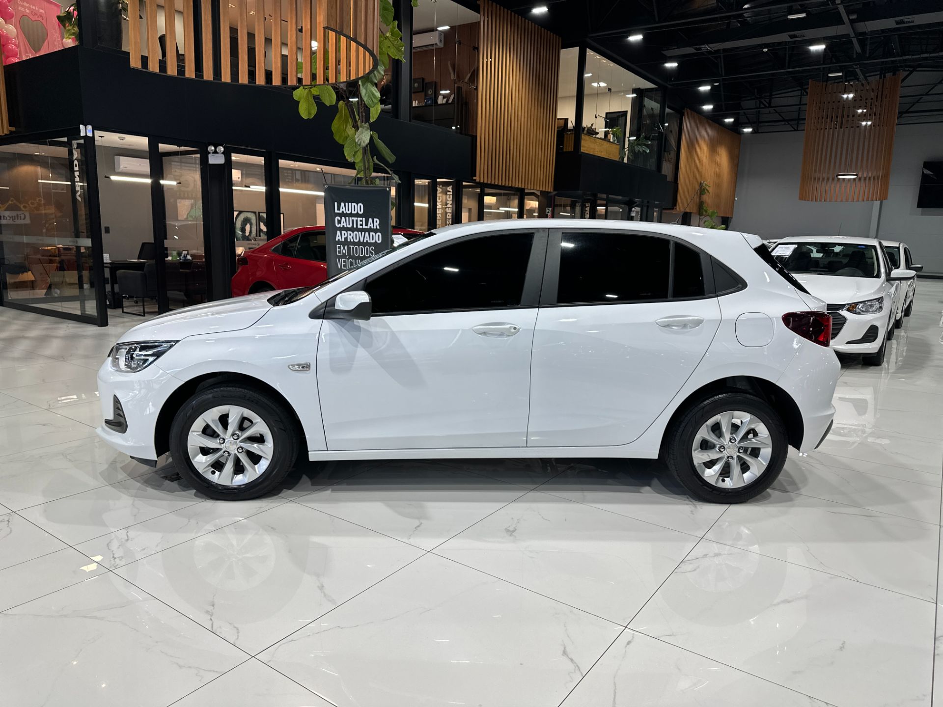 CHEVROLET ONIX HATCH LT 1.0 TURBO AUTOMATICO