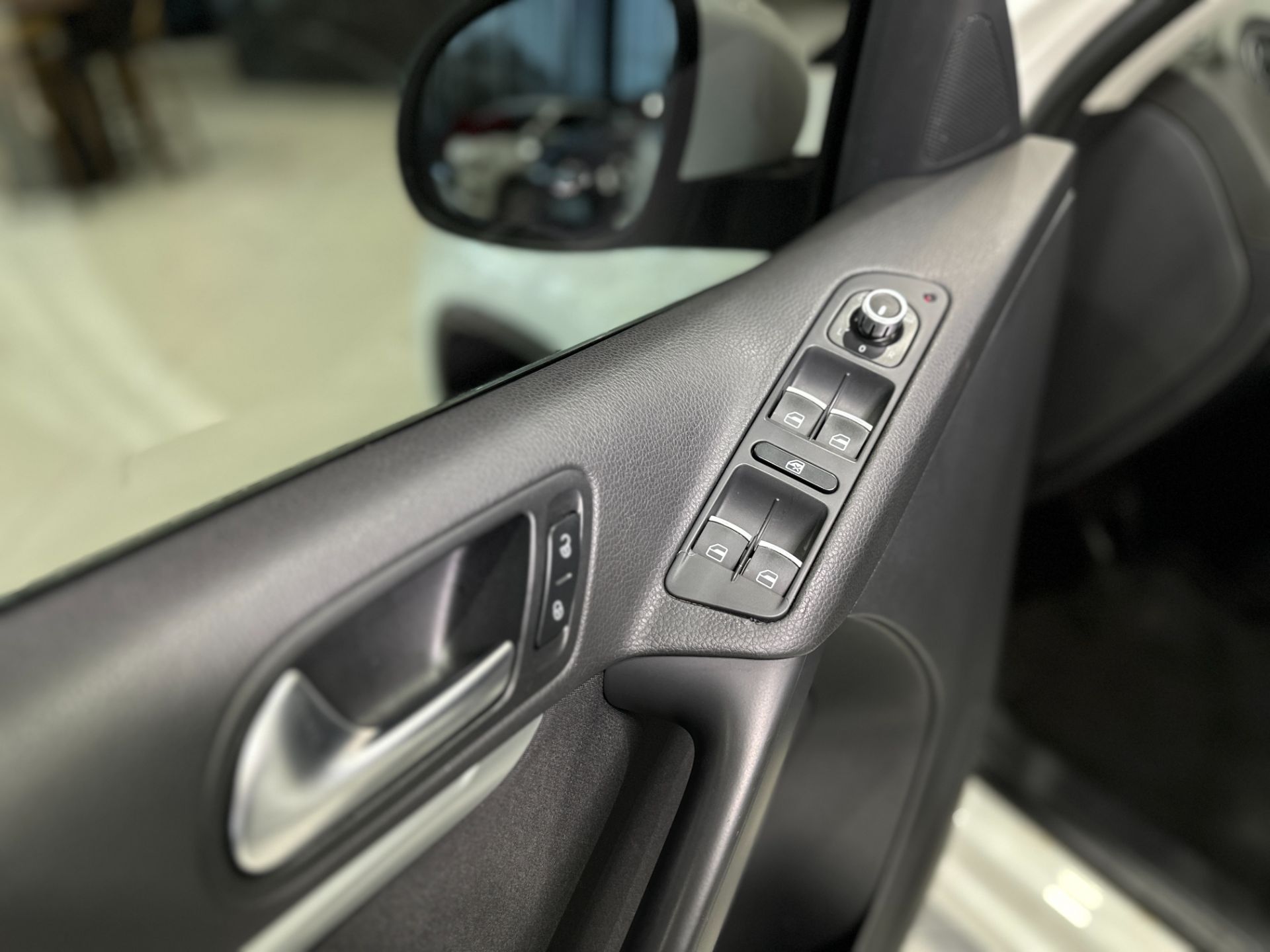 VOLKSWAGEN TIGUAN 2.0 TSI 200 CV