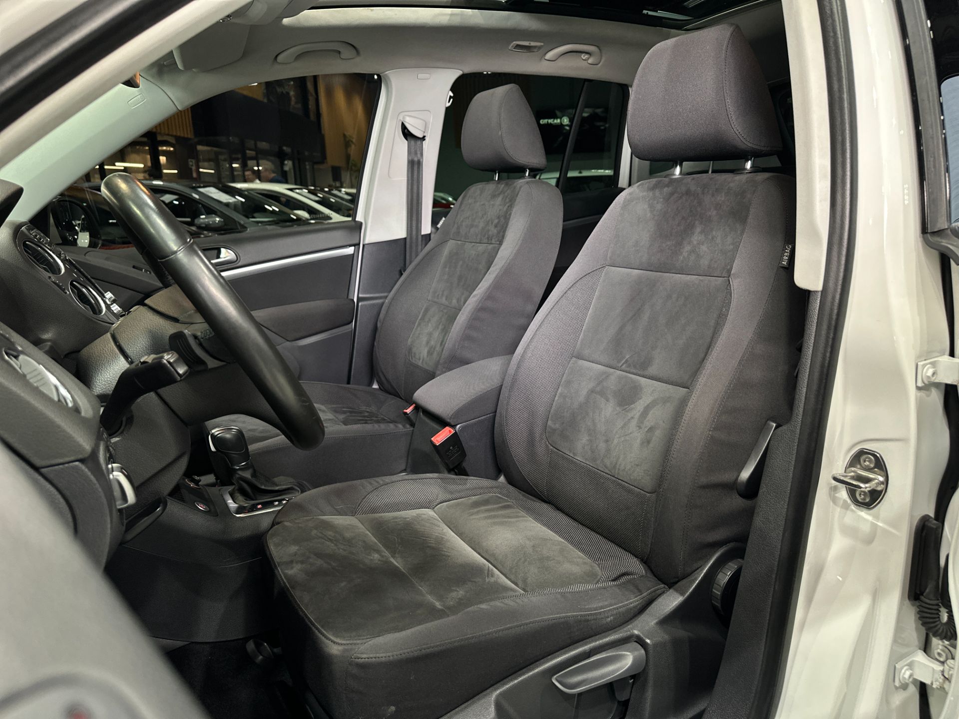 VOLKSWAGEN TIGUAN 2.0 TSI 200 CV