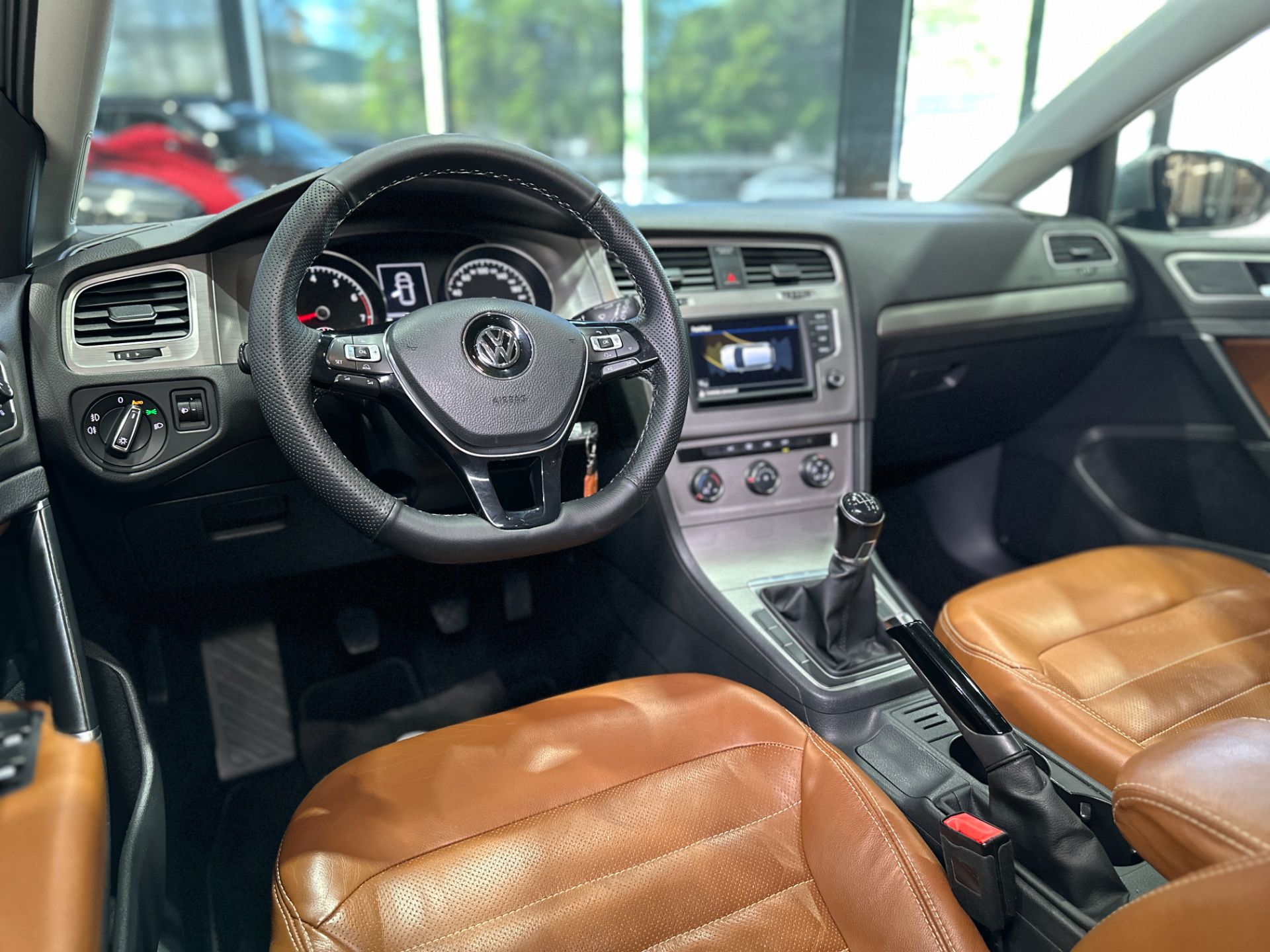 VOLKSWAGEN GOLF COMFORTLINE 1.0 TSI MANUAL
