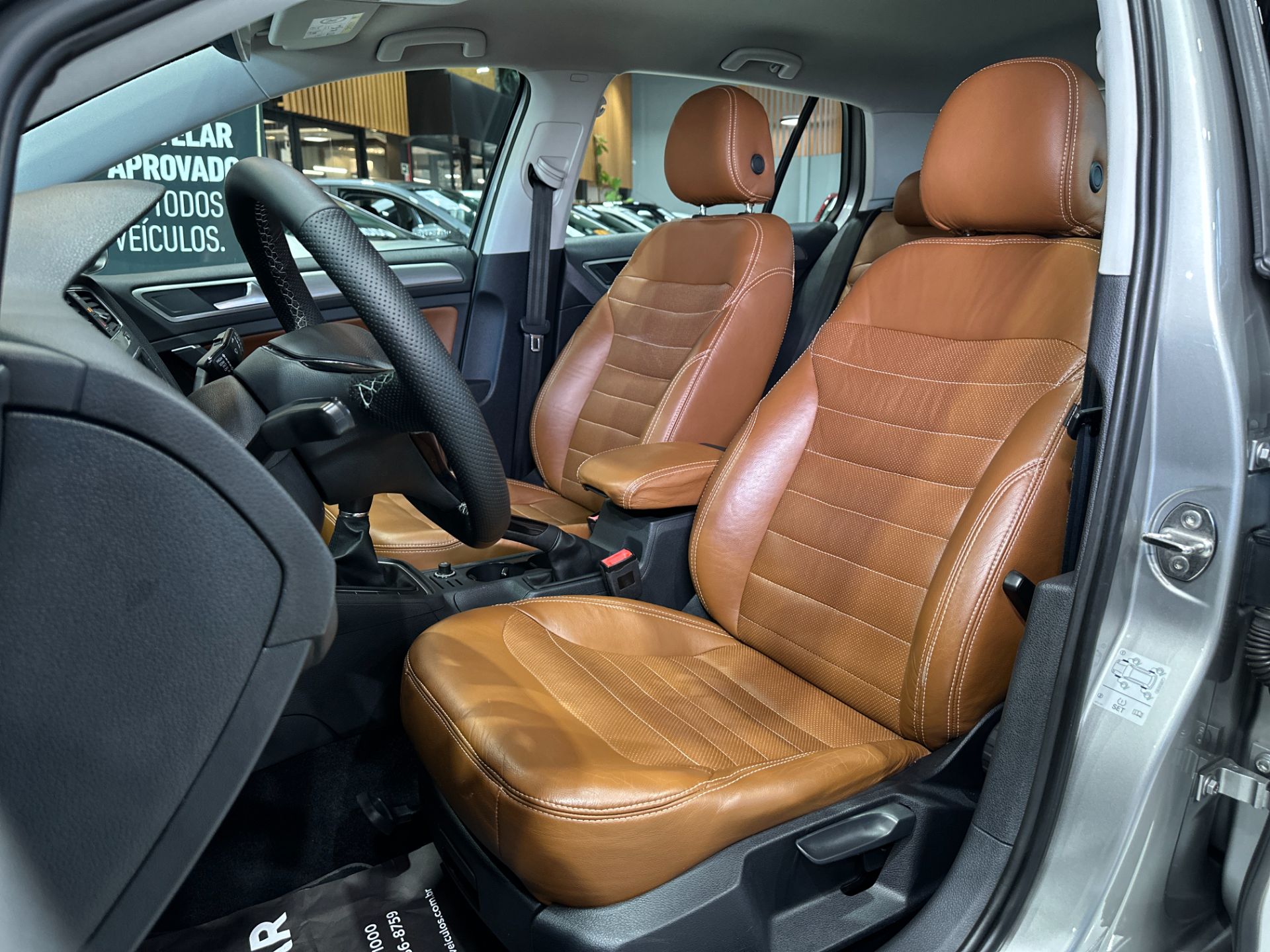 VOLKSWAGEN GOLF COMFORTLINE 1.0 TSI MANUAL