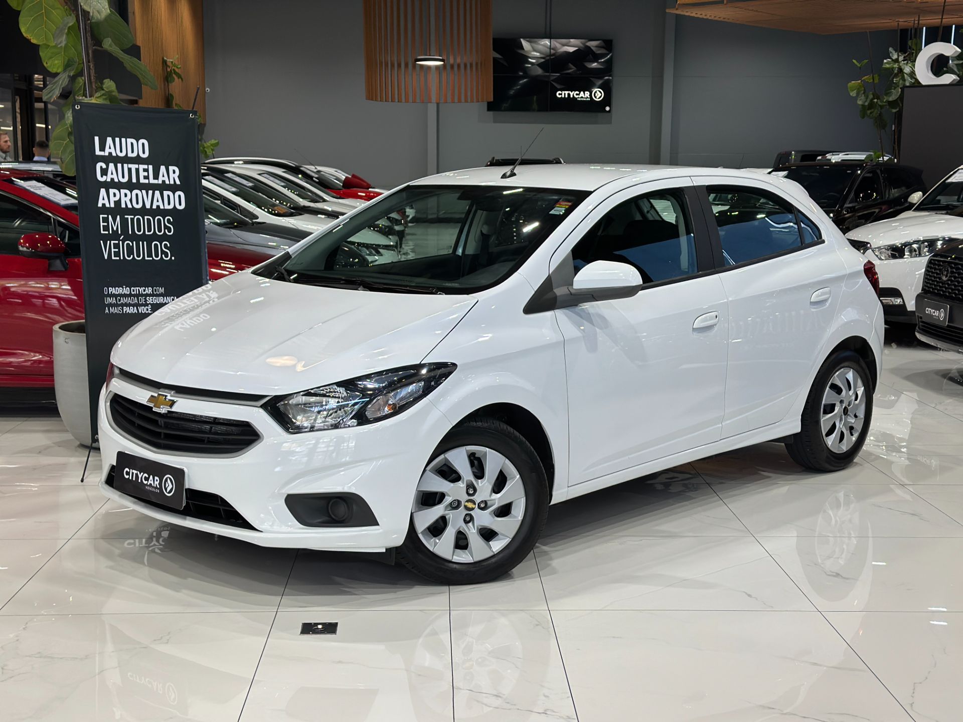 CHEVROLET ONIX HATCH LT 1.4 FLEX