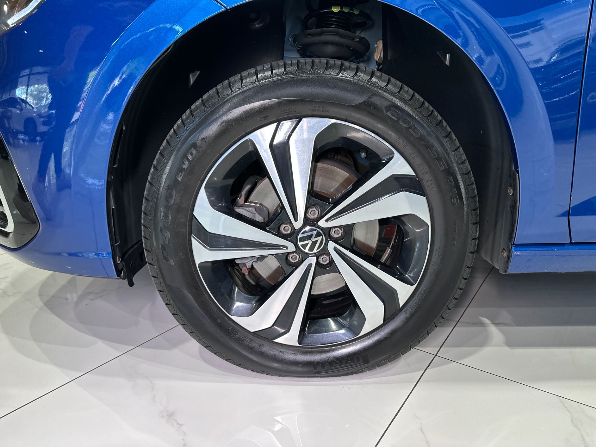 VOLKSWAGEN VIRTUS COMFORTLINE 200 TSI