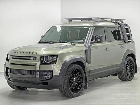 LAND ROVER DEFENDER 110P HSE 7L