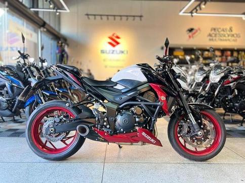SUZUKI GSX S 750 A