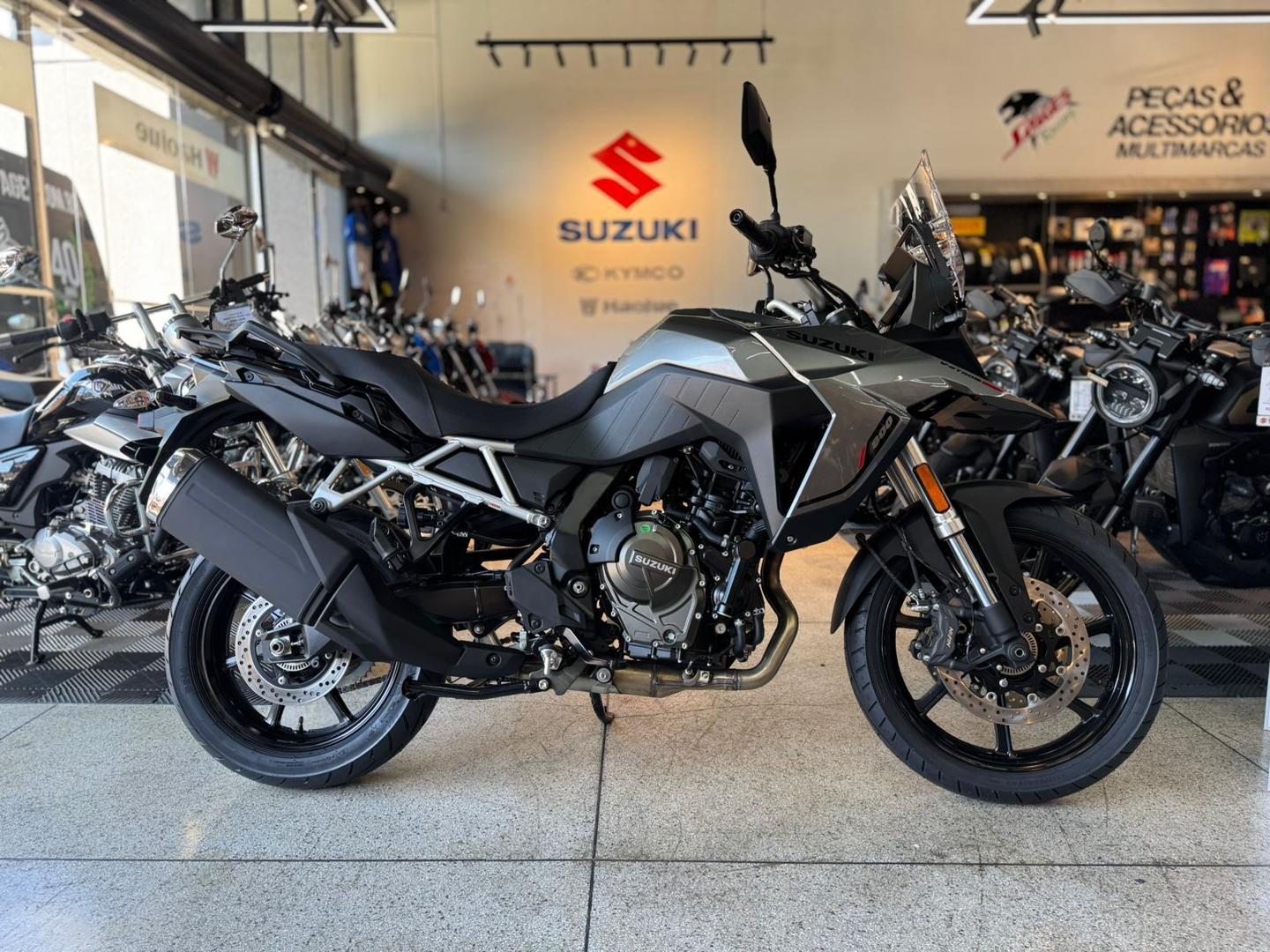 SUZUKI V-STROM 800
