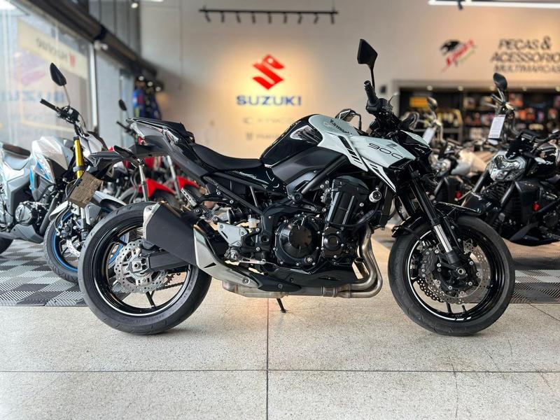 KAWASAKI Z 900