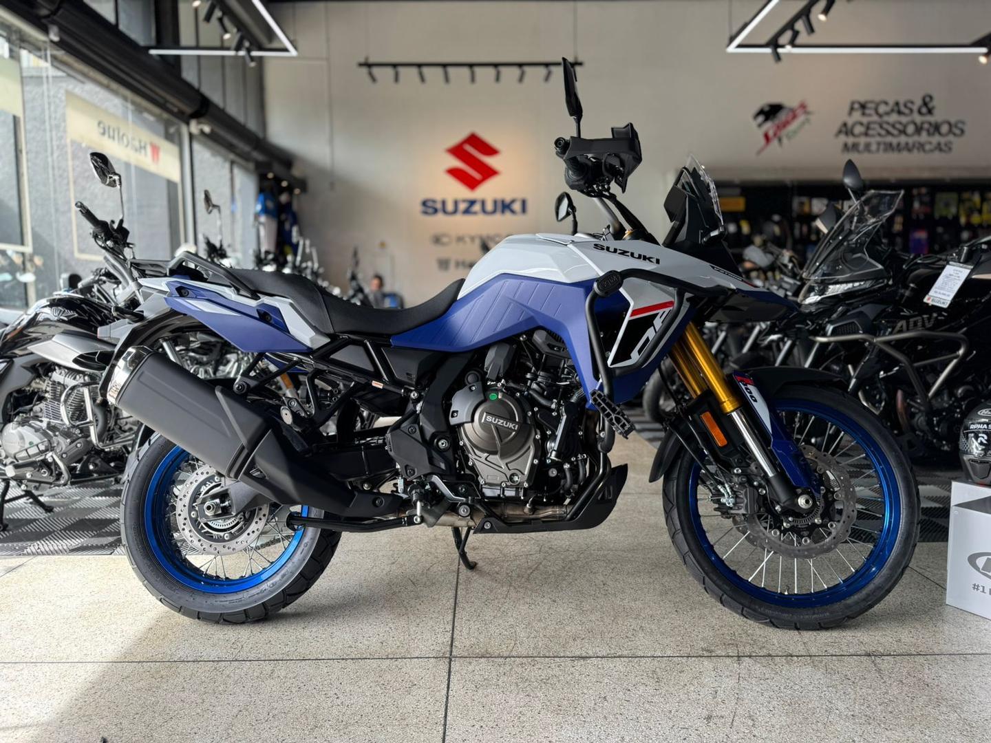 SUZUKI V-STROM 800