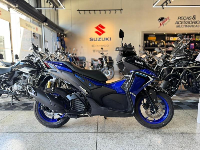 YAMAHA AEROX CONNECTED ABS