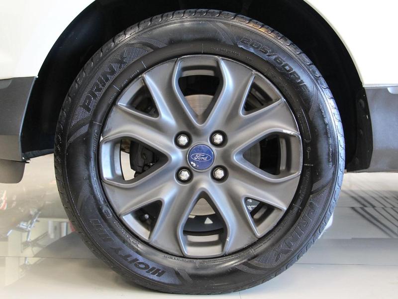 Ford EcoSport Tit At 2.0b - foto 15