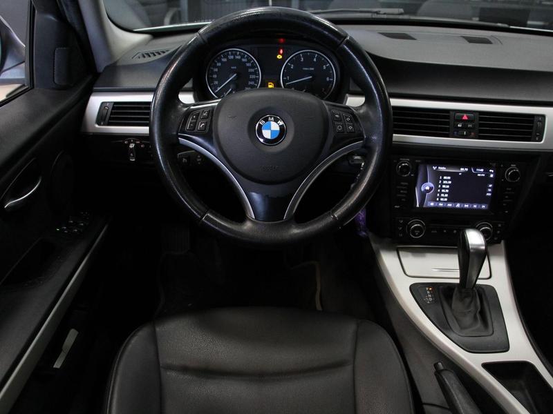 BMW 320i Pg 51 - foto 8