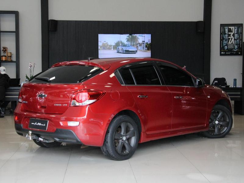 Chevrolet Cruze LT 1.8 16V Flexpower 4P Aut. - foto 4