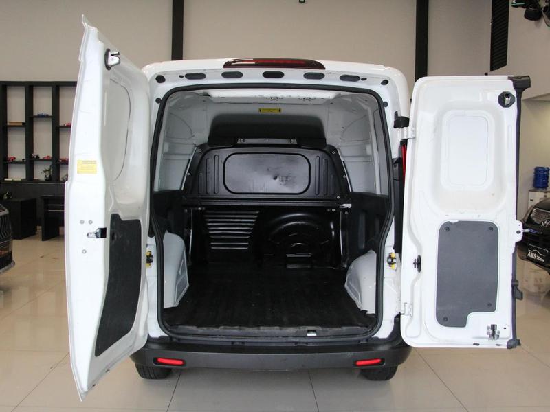 Fiat Fiorino Endurance 1.3 Flex 8V 2P - foto 7