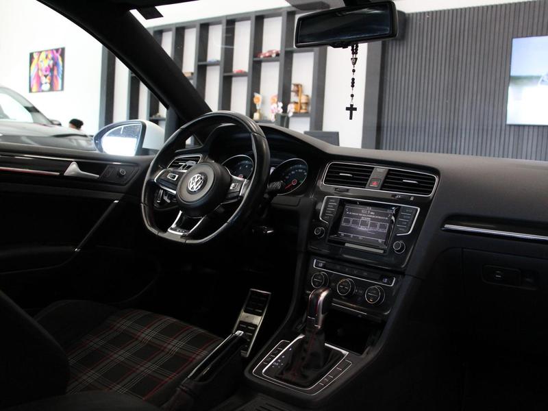 Volkswagen Golf Gti 2.0 TSI 220cv Aut. - foto 8
