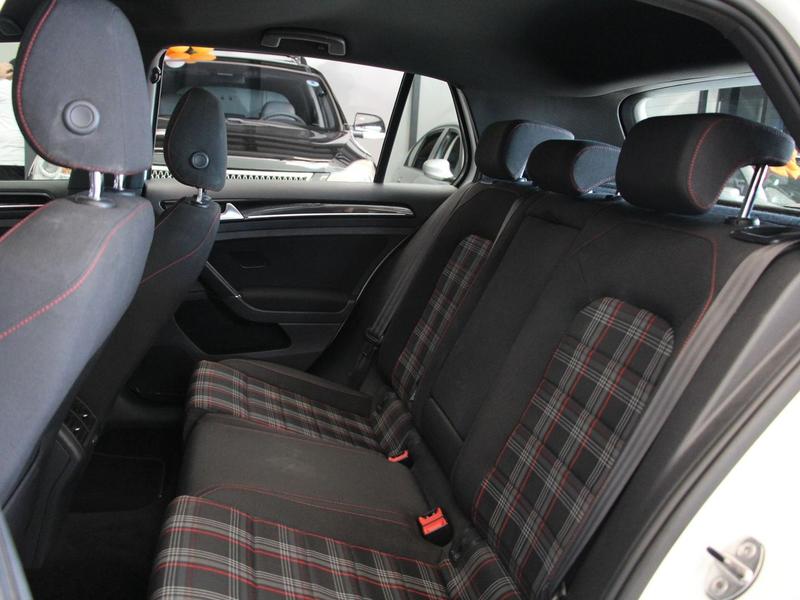 Volkswagen Golf Gti 2.0 TSI 220cv Aut. - foto 11