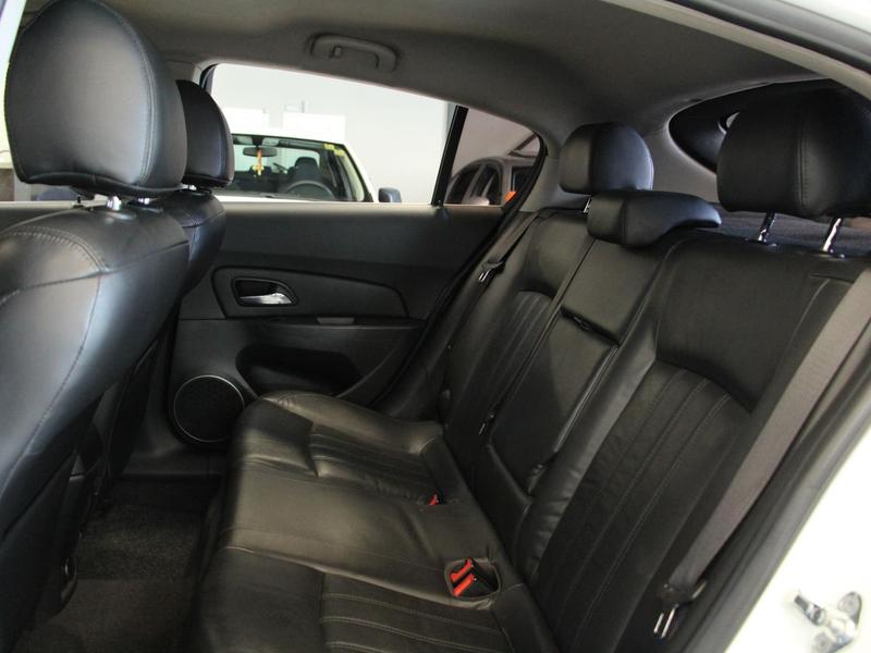 Chevrolet Cruze LT Hb - foto 12