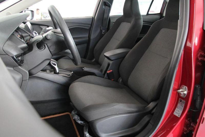 Chevrolet Onix Plus 10tat Nb - foto 9