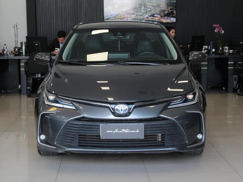 Toyota Corolla Altis Hv - foto 2