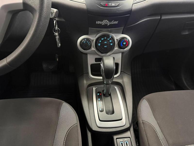 Ford Fiesta 1.6 Se Hatch 16V Flex 4P Automático - foto 13