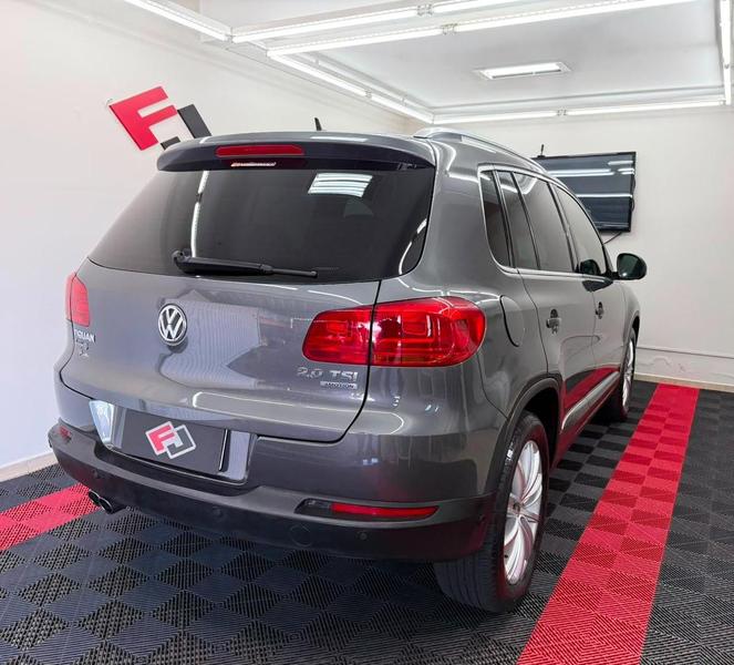 Volkswagen Tiguan 2.0 I TSI - foto 5