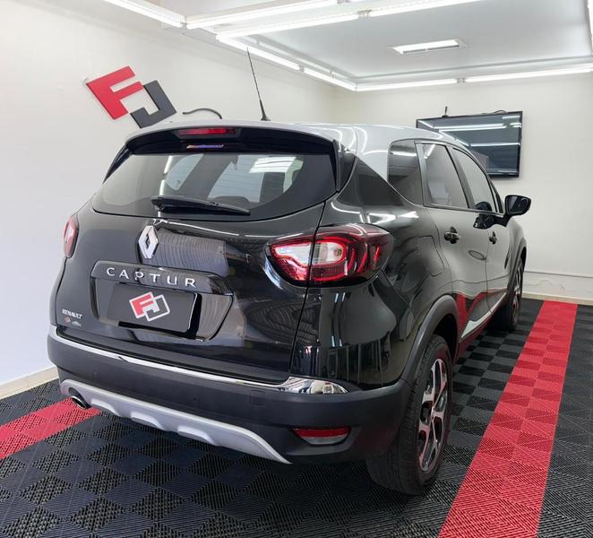 Renault Captur 1.6 Bose - foto 6